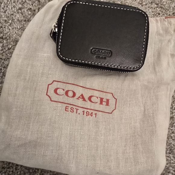 Coach Black Leather Toiletry - Picture 2 of 3